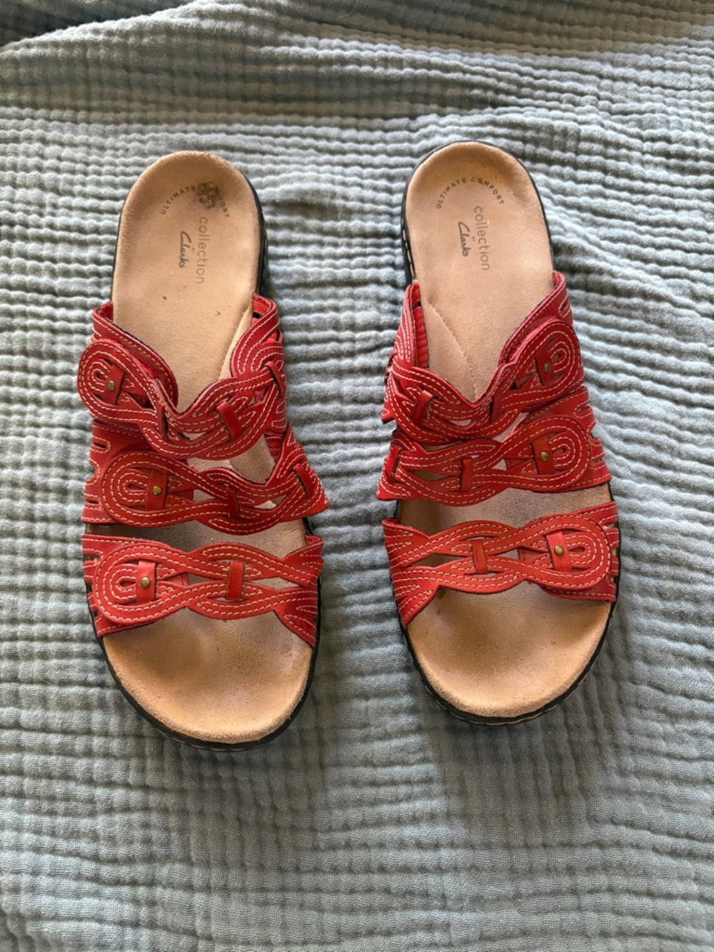 Clarks Women’s Red Open-Toe Leather Slide Sandals